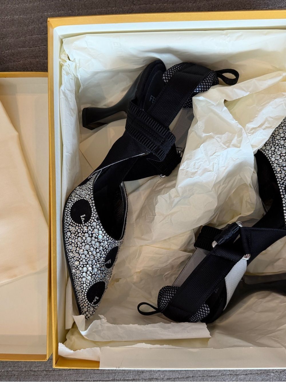 Fendi Colibri Crystal Embellished Pointed-Toe Heels - Picture 5 of 8